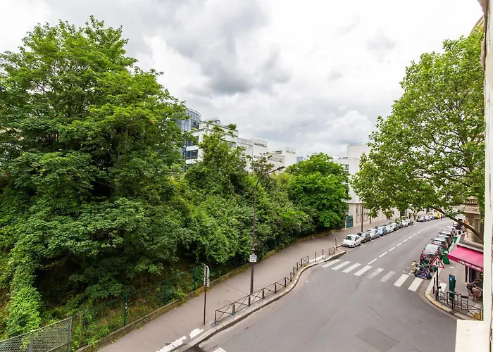 Bright - 2p - Beaugrenelle-eiffel Tower