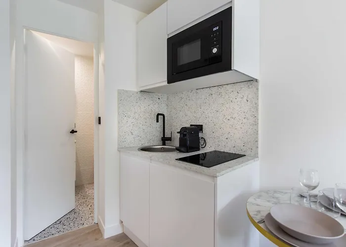 Bright - 2p - Beaugrenelle-eiffel Tower